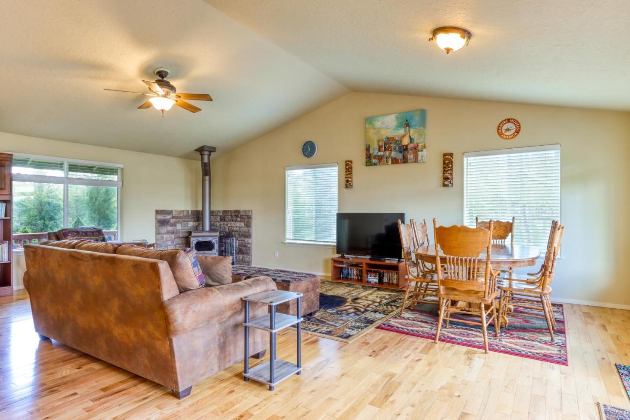 Meadow Walk Cabin ラ・パイン エクステリア 写真