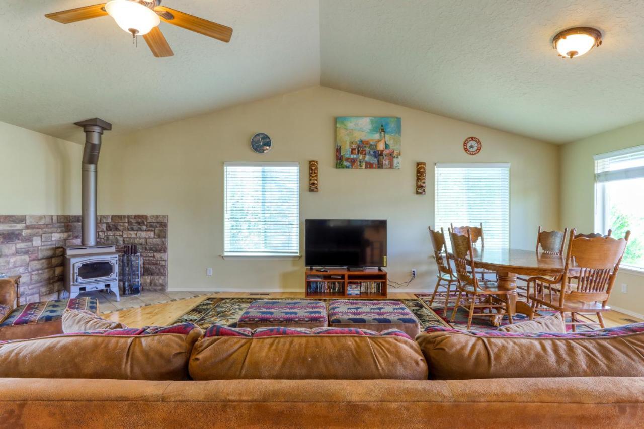 Meadow Walk Cabin ラ・パイン エクステリア 写真
