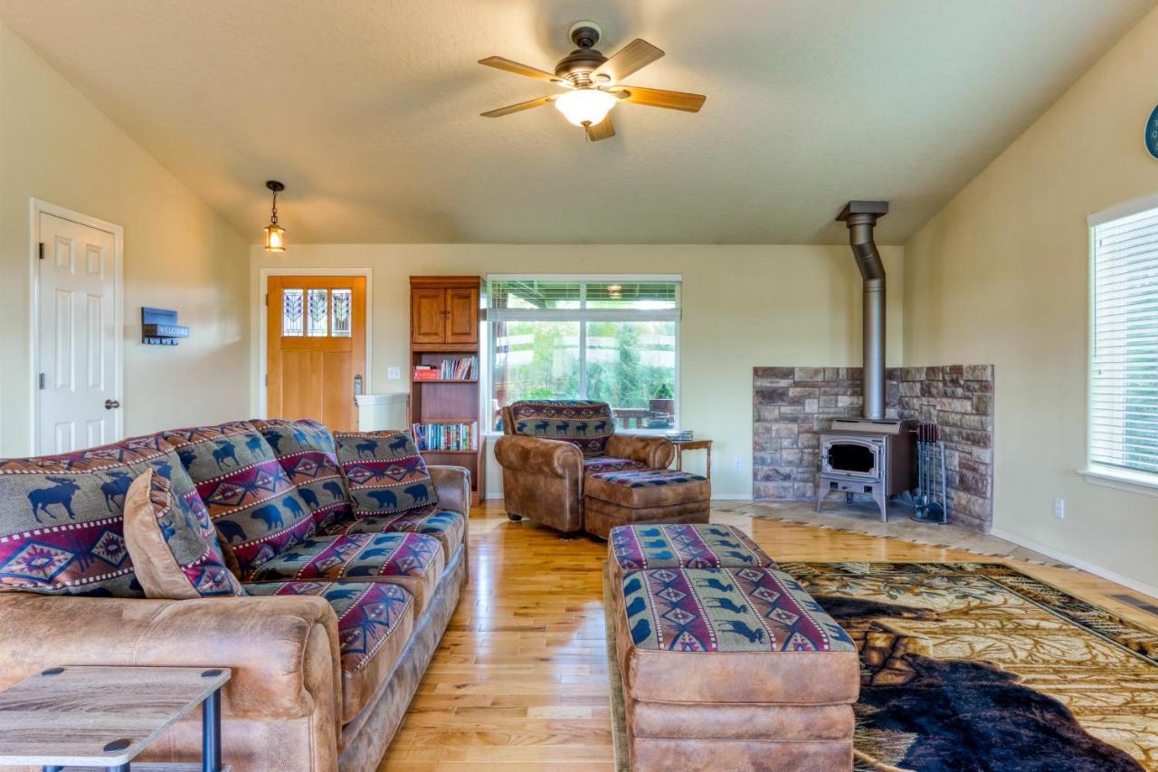 Meadow Walk Cabin ラ・パイン エクステリア 写真